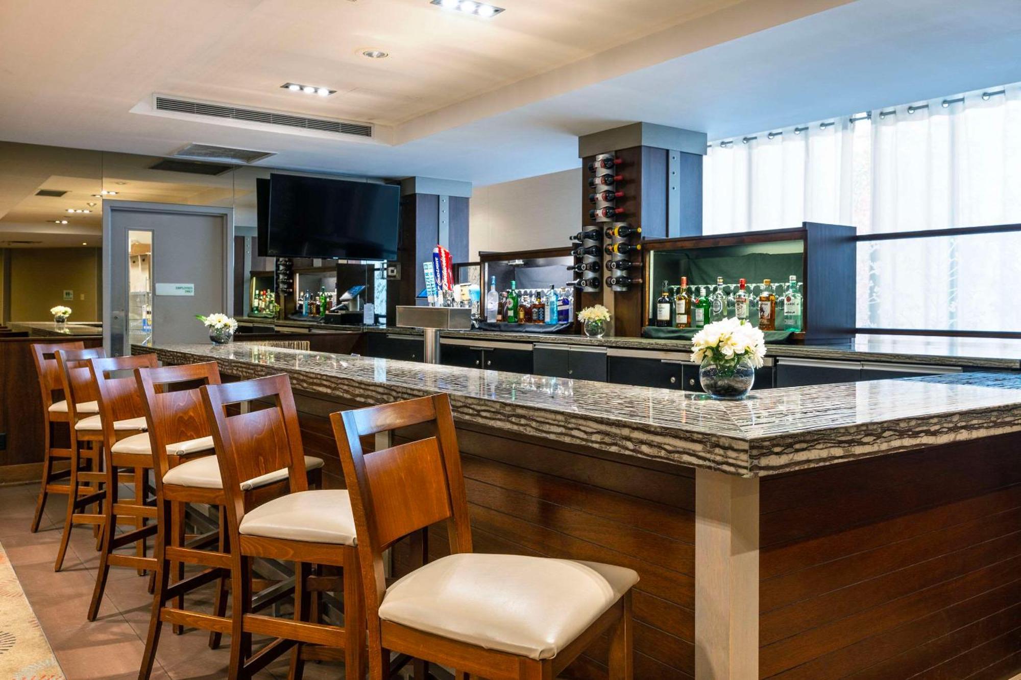 Allure Hotel & Conference Centre, Ascend Hotel Collection Barrie Eksteriør billede