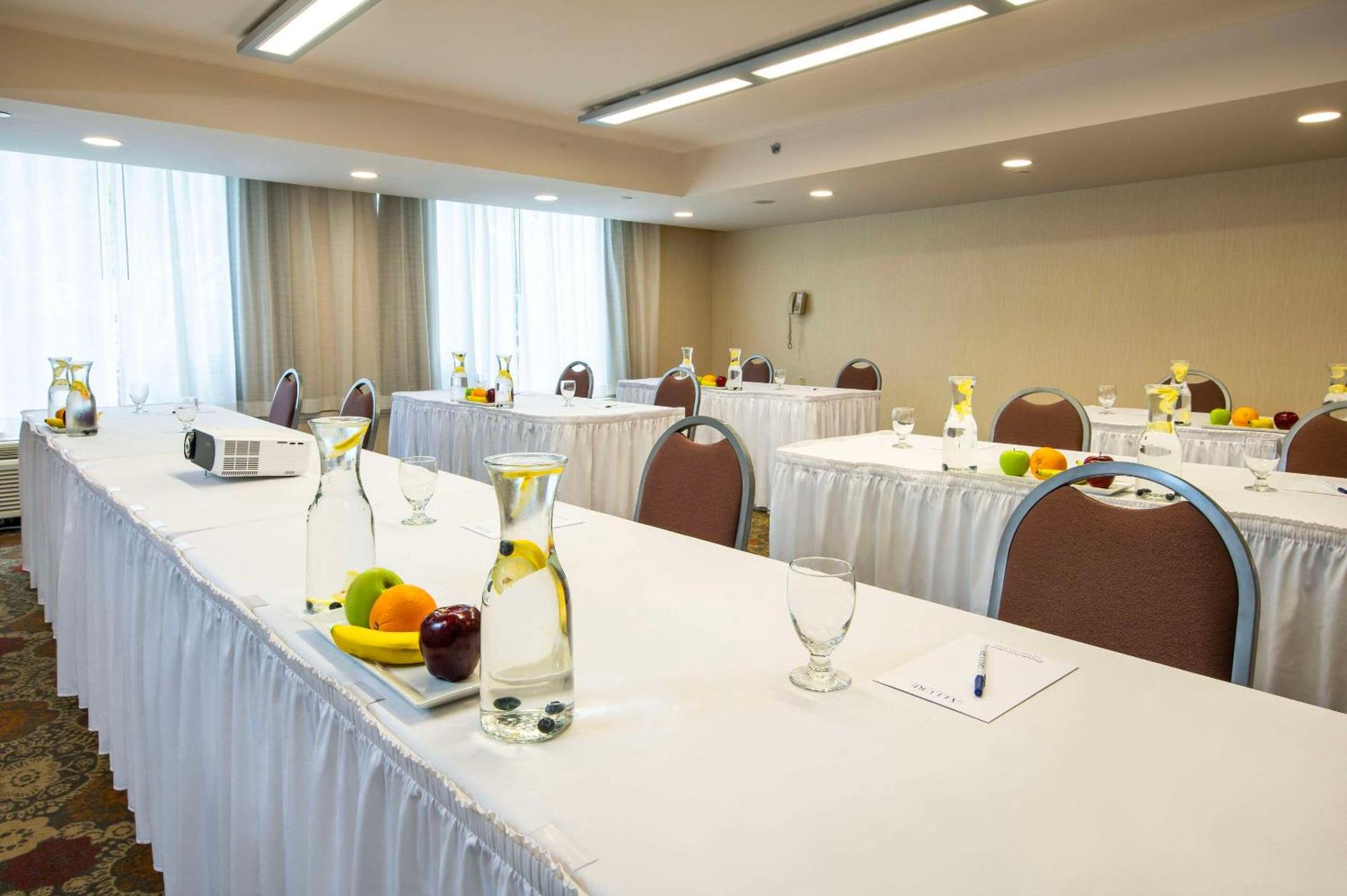 Allure Hotel & Conference Centre, Ascend Hotel Collection Barrie Eksteriør billede
